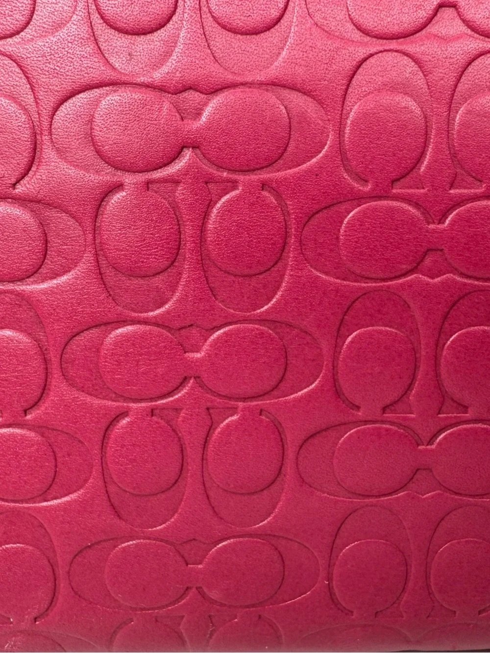 Coach Y2K Pink Embossed Signature C Kisslock Frame Clutch Wristlet Bag